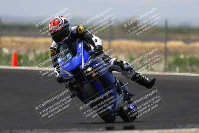 media/Jun-07-2025-TrackDaz (Sat) [[4413525952]]/B Group/220pm (Turn 9)/